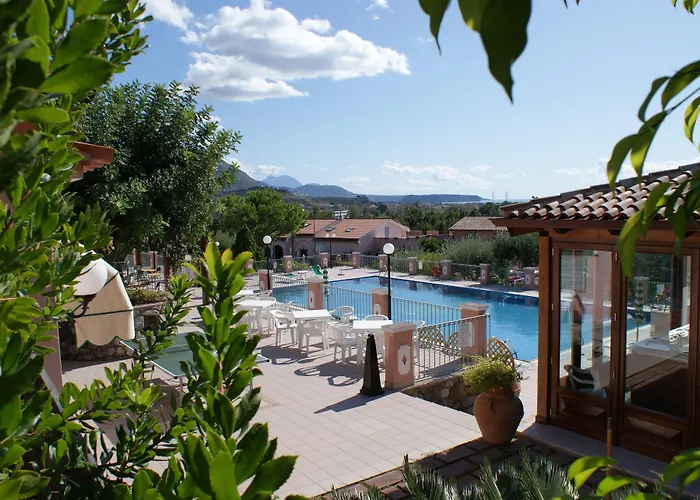 Hotel Ristorante Borgo La Tana